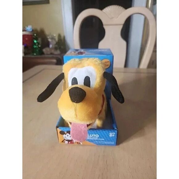 Disney Pluto wired  Leash Controlled Plush - Picture 1 of 5